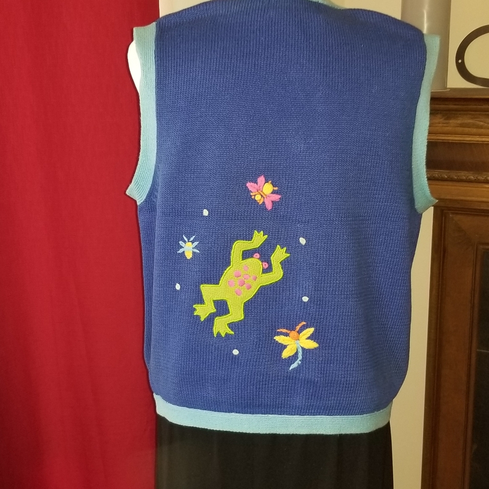 Vest - Picture 2 of 2